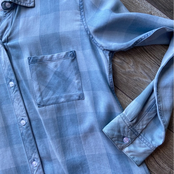 NWOT rails buttons down shirt - Picture 4 of 5